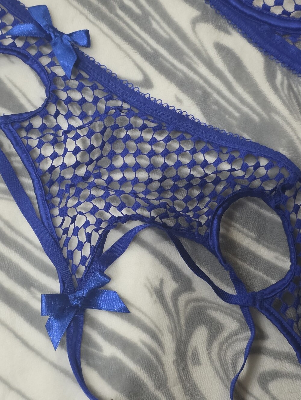 Agent Provocater Cassius SET in Cobalt Blue Mesh Lingerie - Picture 5 of 7
